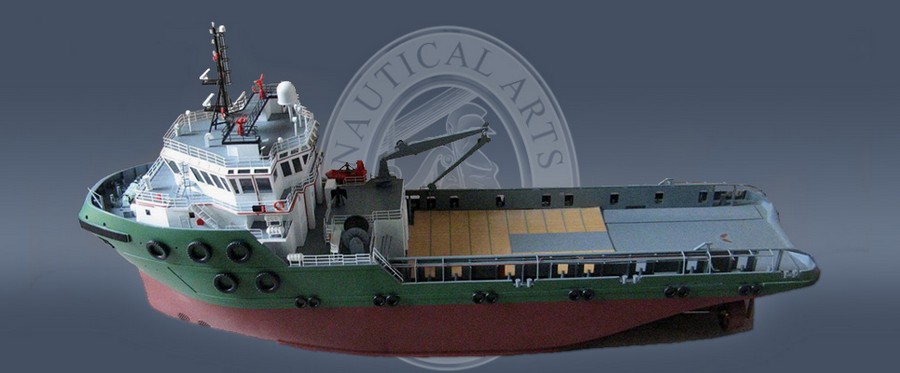 Modell eines Schleppers in maritimer Ausführung